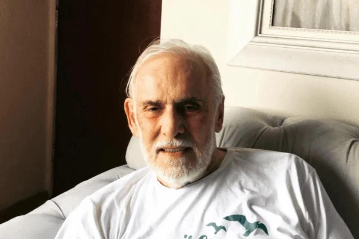 Velório de Francisco Cuoco é aberto ao público nesta sexta em São Paulo
