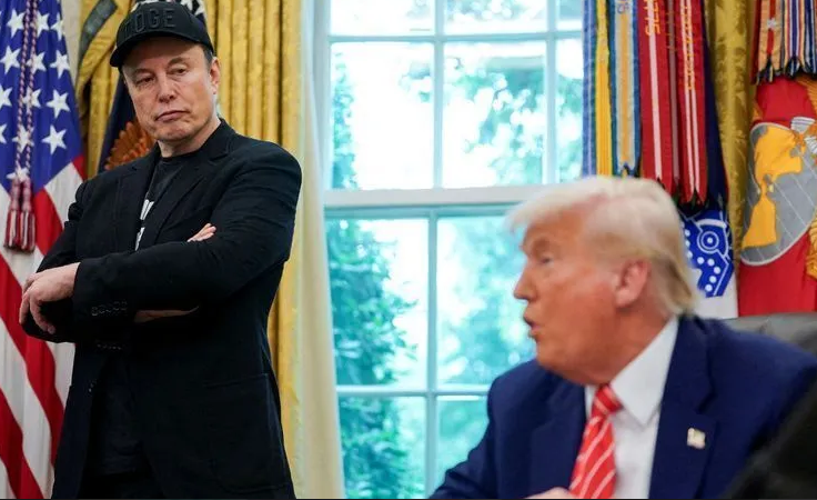 Ação da Tesla despenca após choque entre Musk e Trump por novo partido