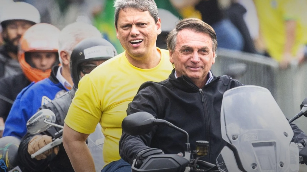 Tarcísio diz que concederá indulto a Bolsonaro se for eleito presidente