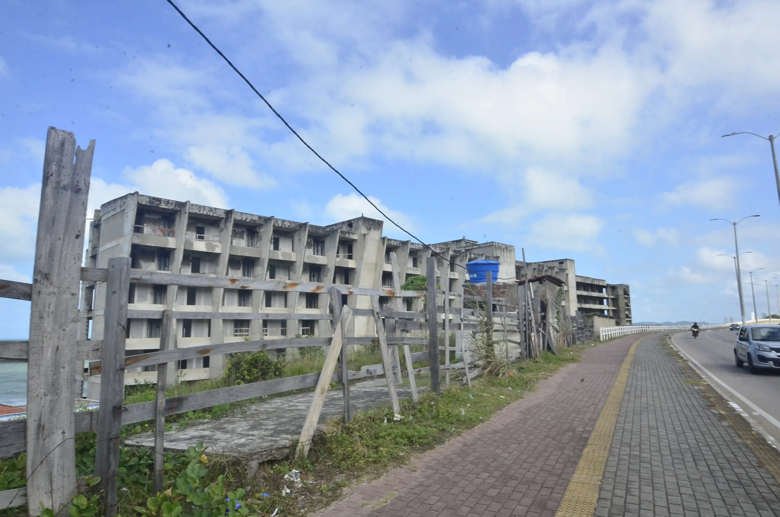 Hotel BRA: Prefeitura informa à Justiça que não vai demolir pavimento