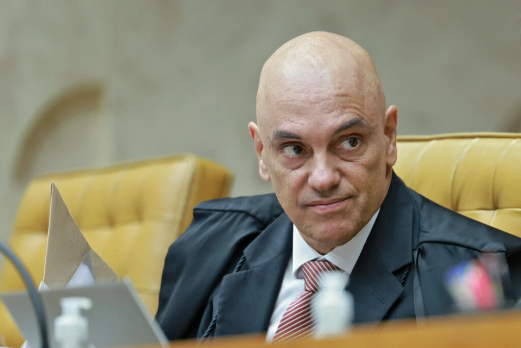 Após apoio de Trump a Bolsonaro, ministros do STF silenciam