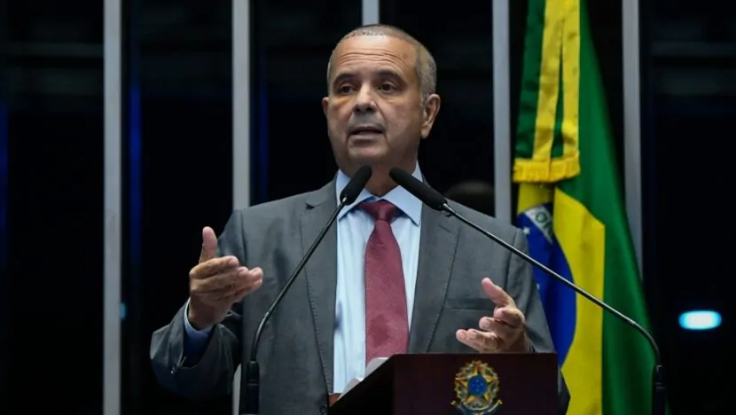 Rogério e outros líderes da oposição pedem que Congresso ‘reaja com firmeza’ após nova operação contra Bolsonaro