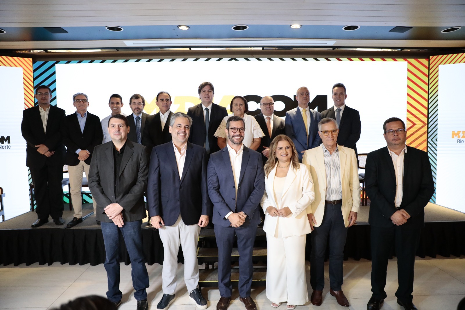 Com presença de ministro e autoridades, diretoria do Midiacom-RN é empossada e medalha Café Filho entregue a homenageados