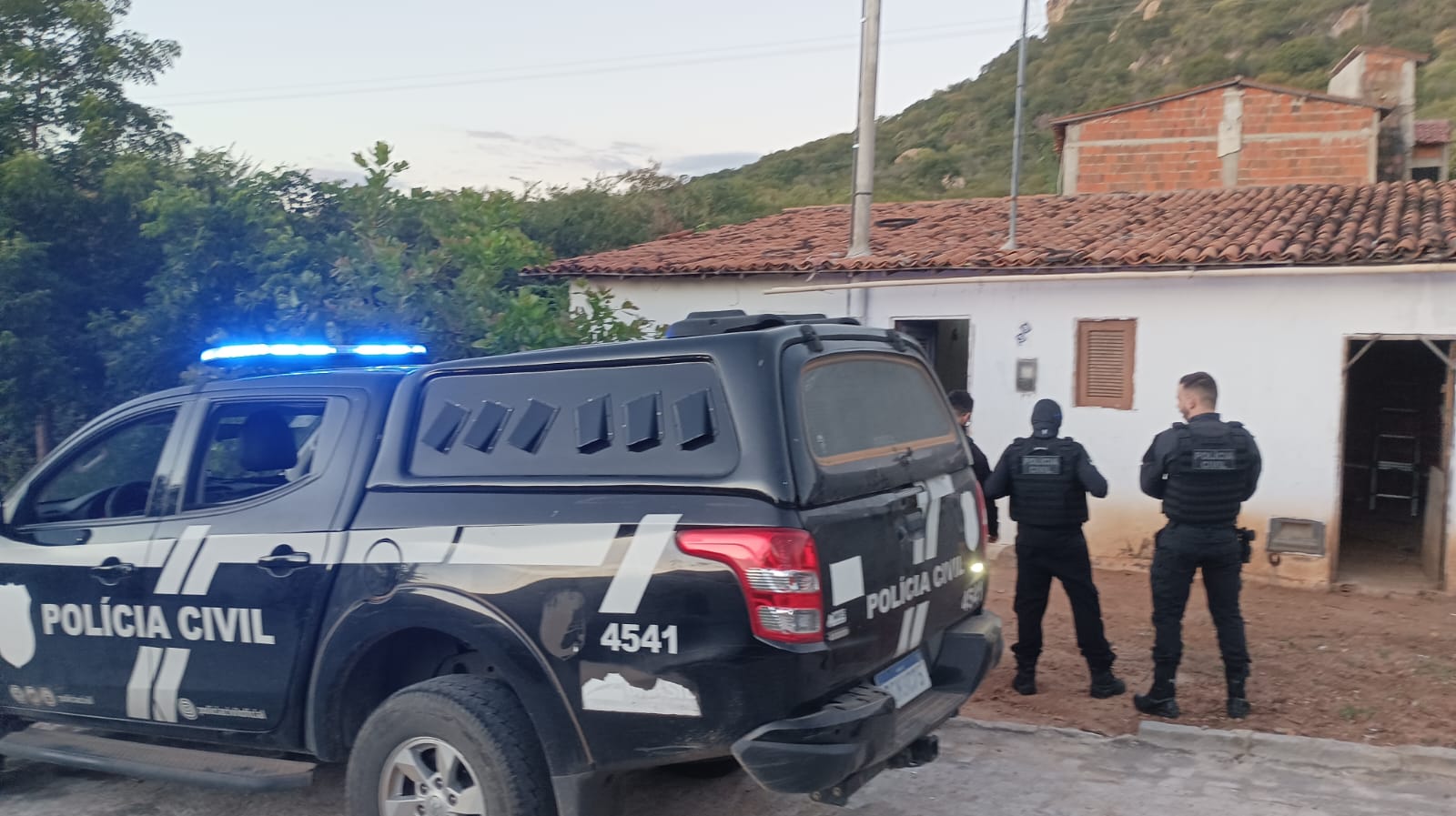 PCRN e PCCE deflagram “Operação Fronteira Cruzada” e prende suspeito por latrocínio em Encanto (RN)