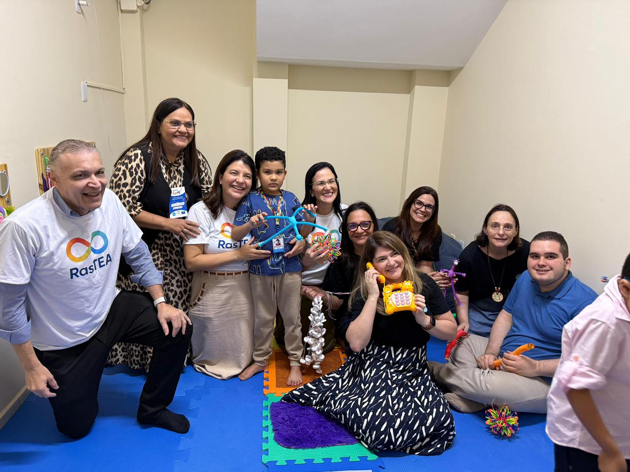 Deputada Carla Dickson entrega, com recursos próprios, a primeira Sala Multissensorial dentro de uma Igreja da Assembleia de Deus no RN