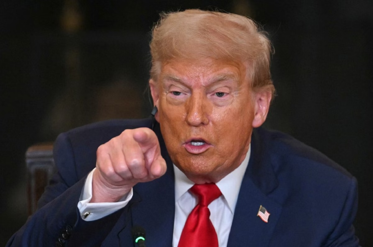 Tarifaço: Brasil pode perder 1,9 milhão de empregos e PIB cairá 2,2% se país retaliar Trump