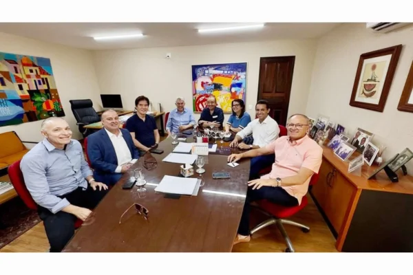 Agripino afasta conversas sobre Zenaide em reunião da Federação