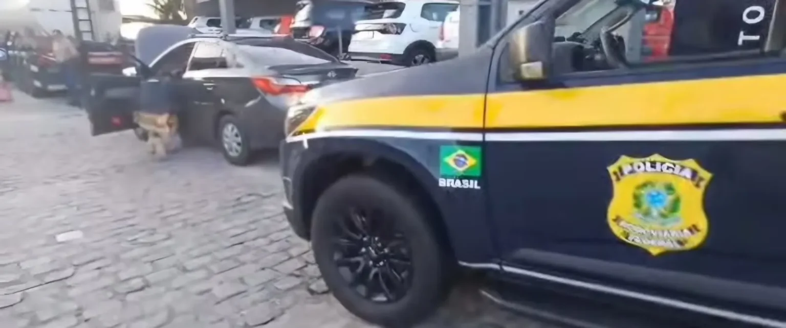 PRF prende homem por receptação em Natal; veículo era roubado e usava placa clonada