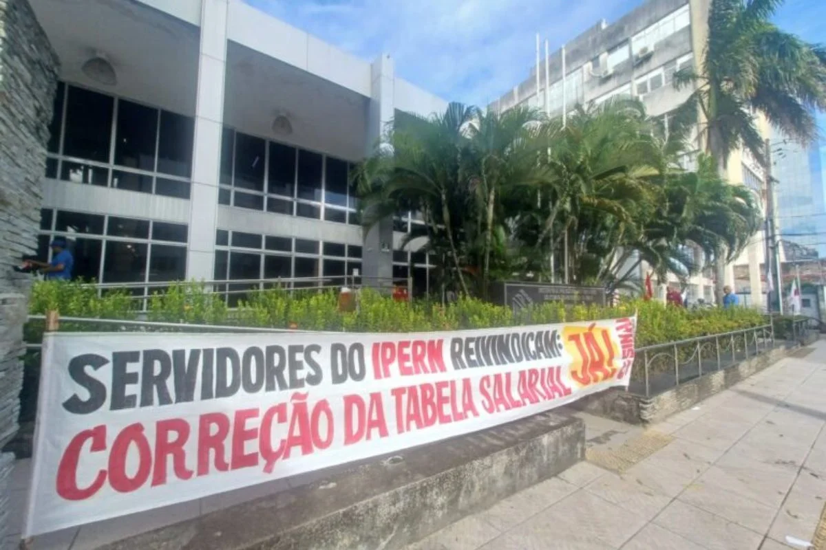 Servidores do IPERN decidem manter greve até o dia 15 de julho