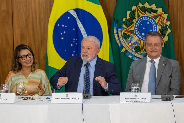 Governo Lula torrou mais de R$1,1 trilhão em 2025