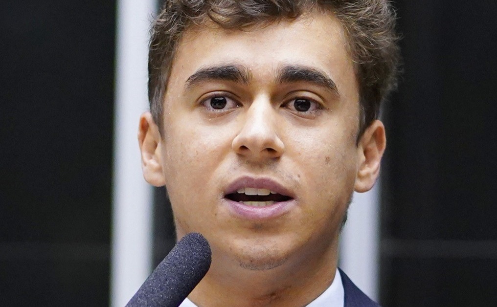 Nikolas quer impeachment de Alcolumbre após negativa sobre Moraes