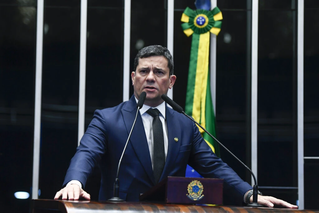 Sergio Moro lidera isolado na disputa pelo governo do Paraná