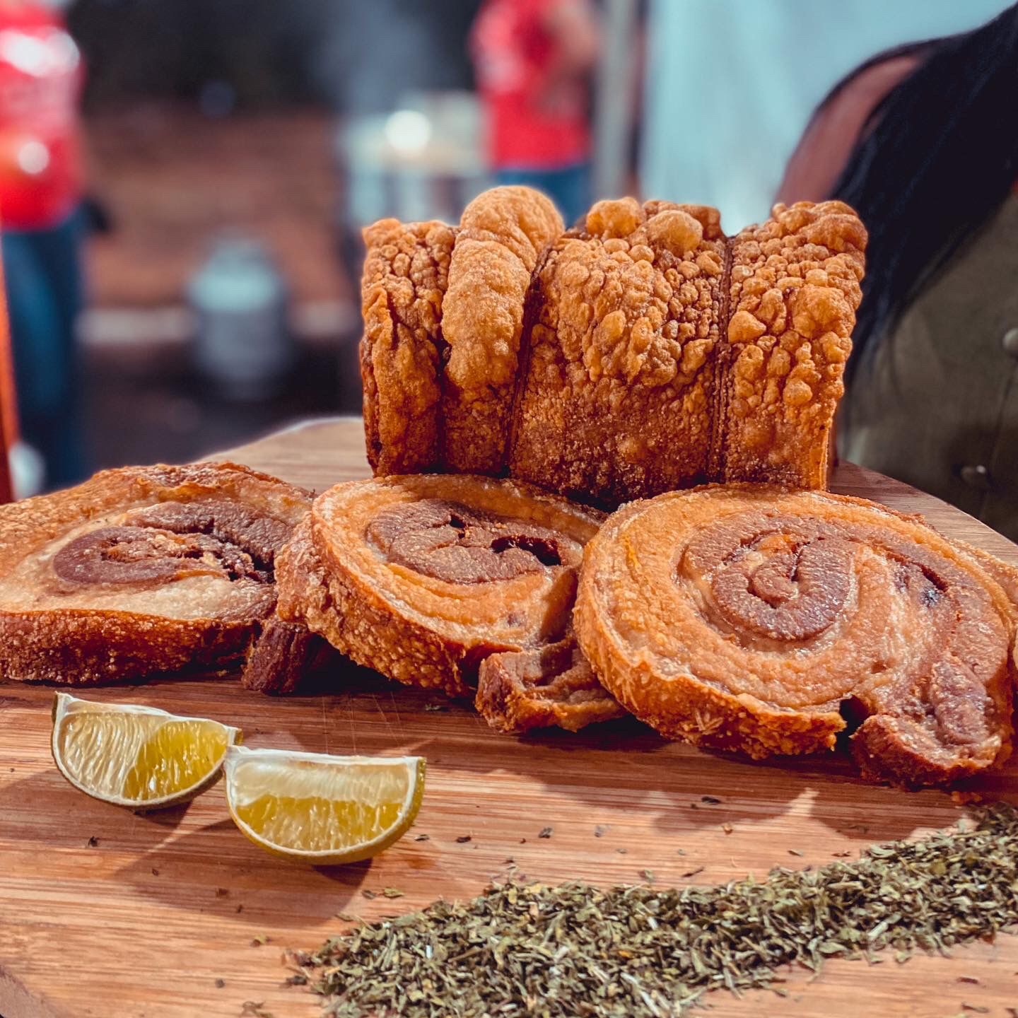 Torresmofest chega em Natal com entrada gratuita, shows ao vivo e o melhor da gastronomia suína