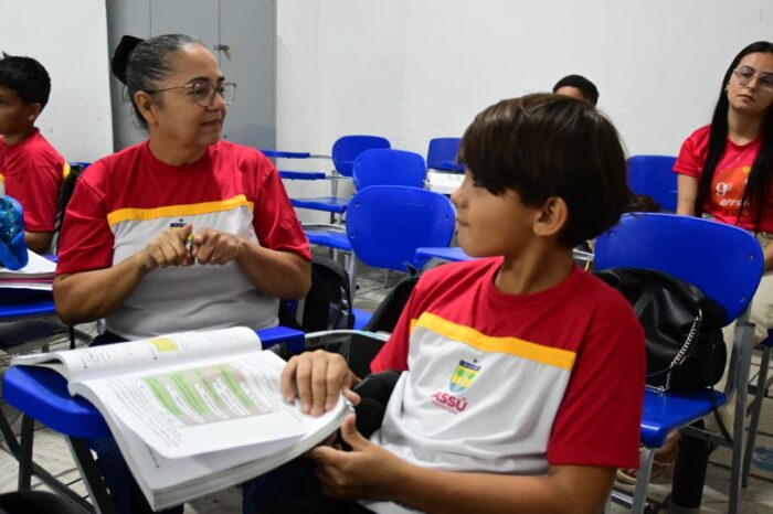 Prefeitura do Assú garante contratação de novos auxiliares de sala para atender mais de 500 alunos com necessidades específicas
