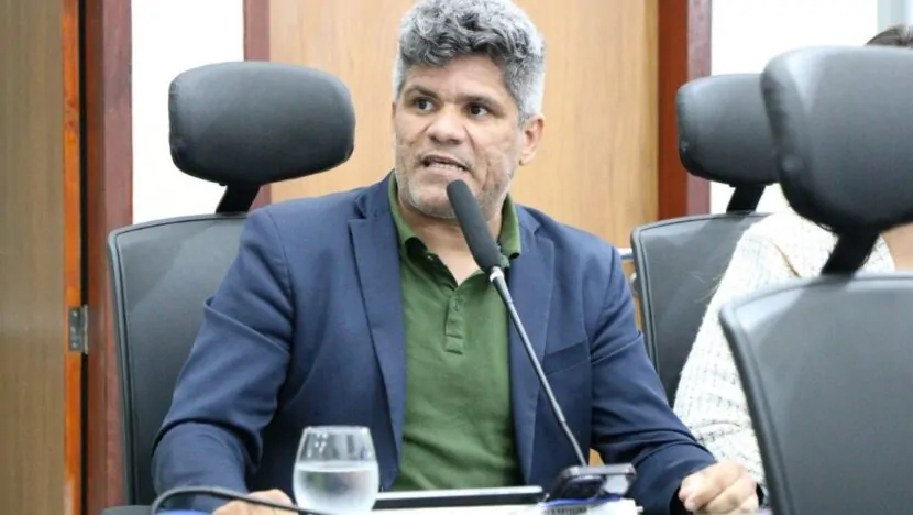 Juíza eleitoral cassa mandato de vereador de Parnamirim por fraude à cota de gênero no partido