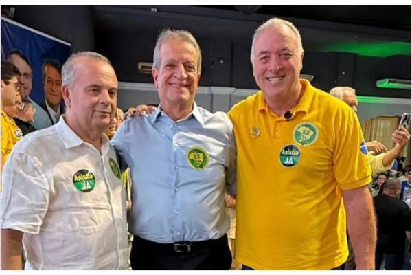Valdemar Costa Neto diz que Bolsonaro definirá candidato do PL em 2026 e cita Trump como ‘única esperança’