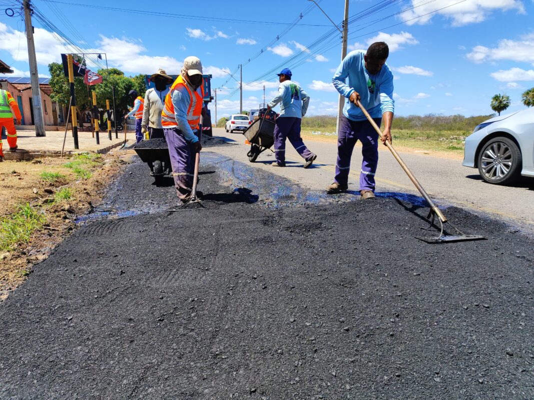 Prefeitura do Assú realiza obras de recapeamento asfáltico em ruas da cidade