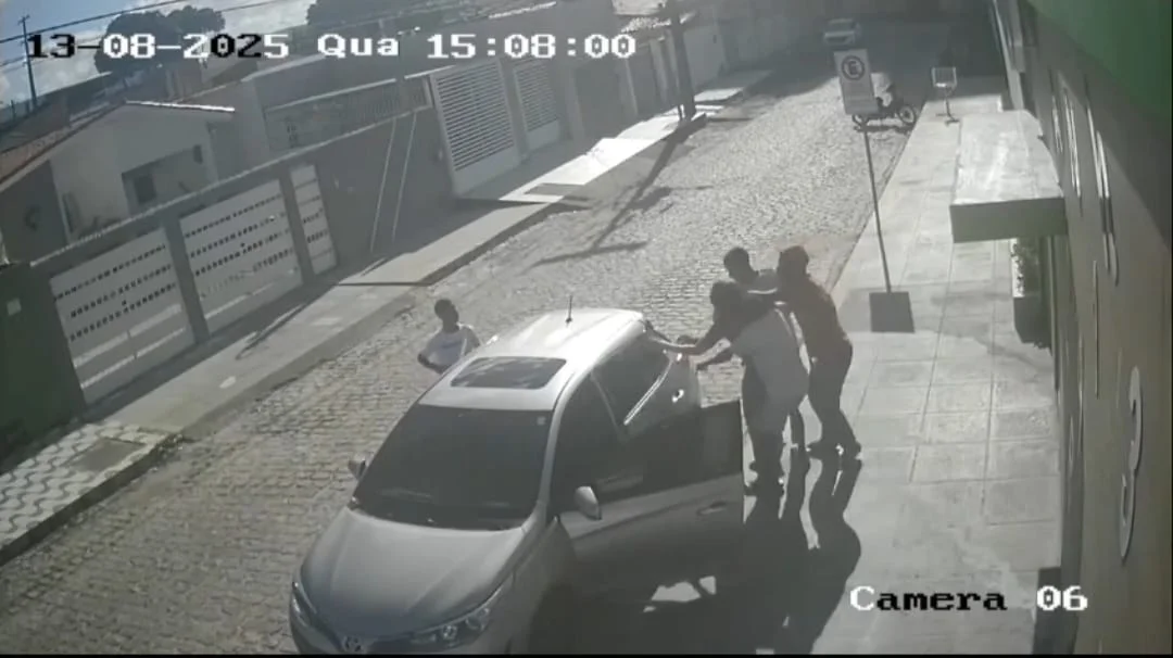 Sequestro em Nova Parnamirim termina com suspeito preso e carro recuperado
