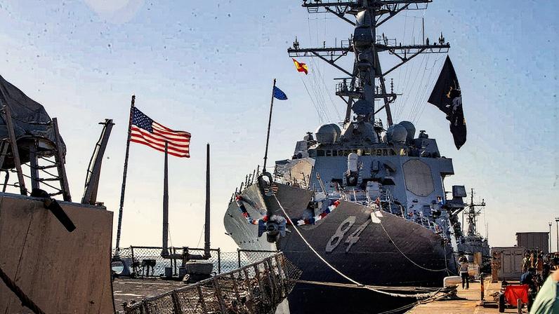 3 navios enviados pelos EUA superam força total da Marinha da Venezuela