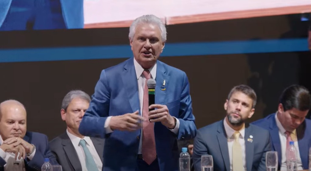 Caiado diz que Lula ressuscitou escândalos do PT e posa de ‘patriota’