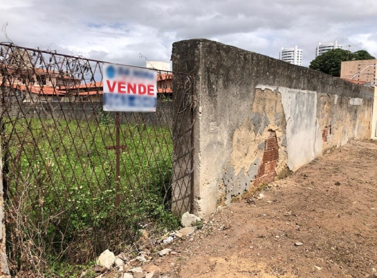 Prefeitura de Natal intensifica vistorias em terrenos e imóveis abandonados na ZN