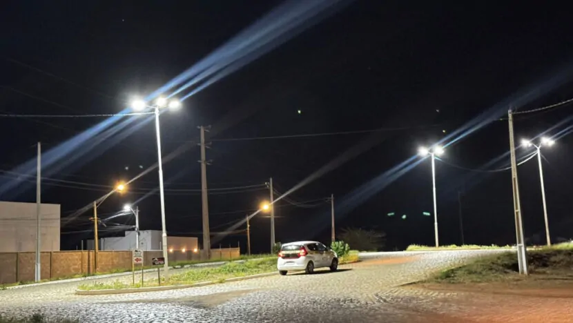 Semsur conclui instalação de nova iluminação na Avenida Centenária e muda realidade da via