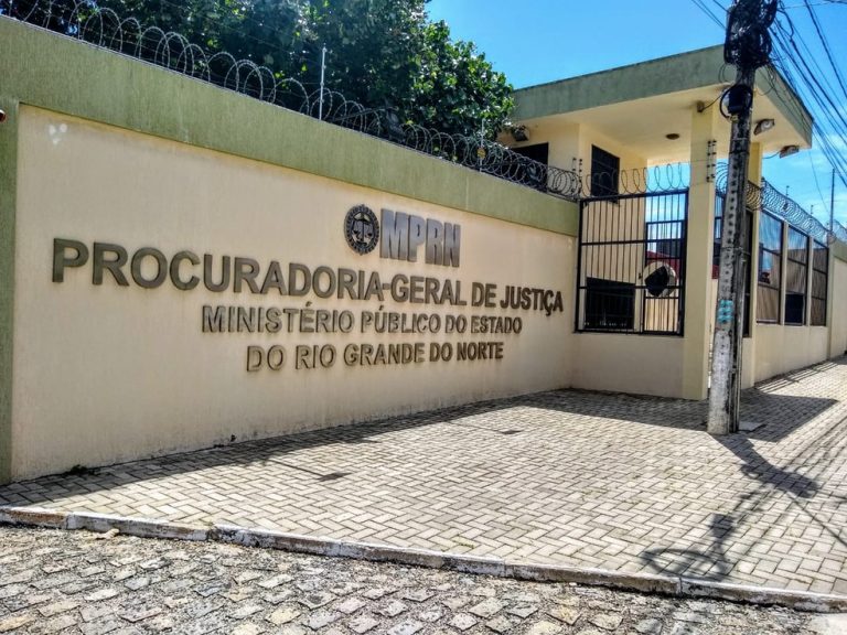 MPRN presta apoio a familiares das vítimas de policial penal condenado a 43 anos