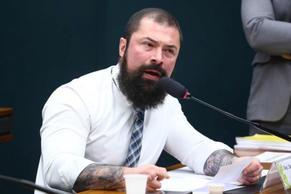 Deputado defende separar país em Brasil do Norte e Brasil do Sul