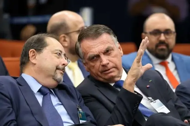 Defesa de Bolsonaro diz que não existe uma “única prova” contra o ex-presidente
