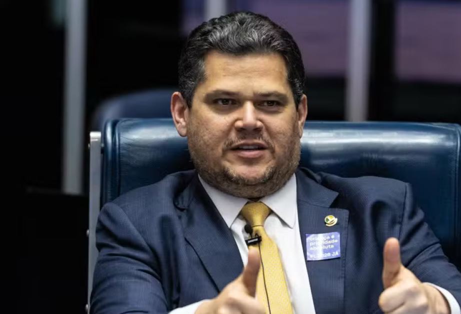 Governo e oposição pressionam Alcolumbre em CPI para saber quais senadores foram visitados por ‘Careca do INSS’