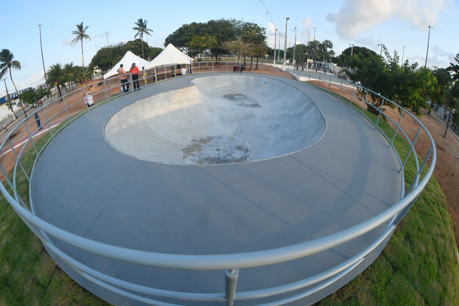 Prefeitura de Natal inaugura pista de skate no conjunto Panatis