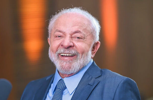 Lula quer “resgatar” camisa da seleção no 7 de Setembro