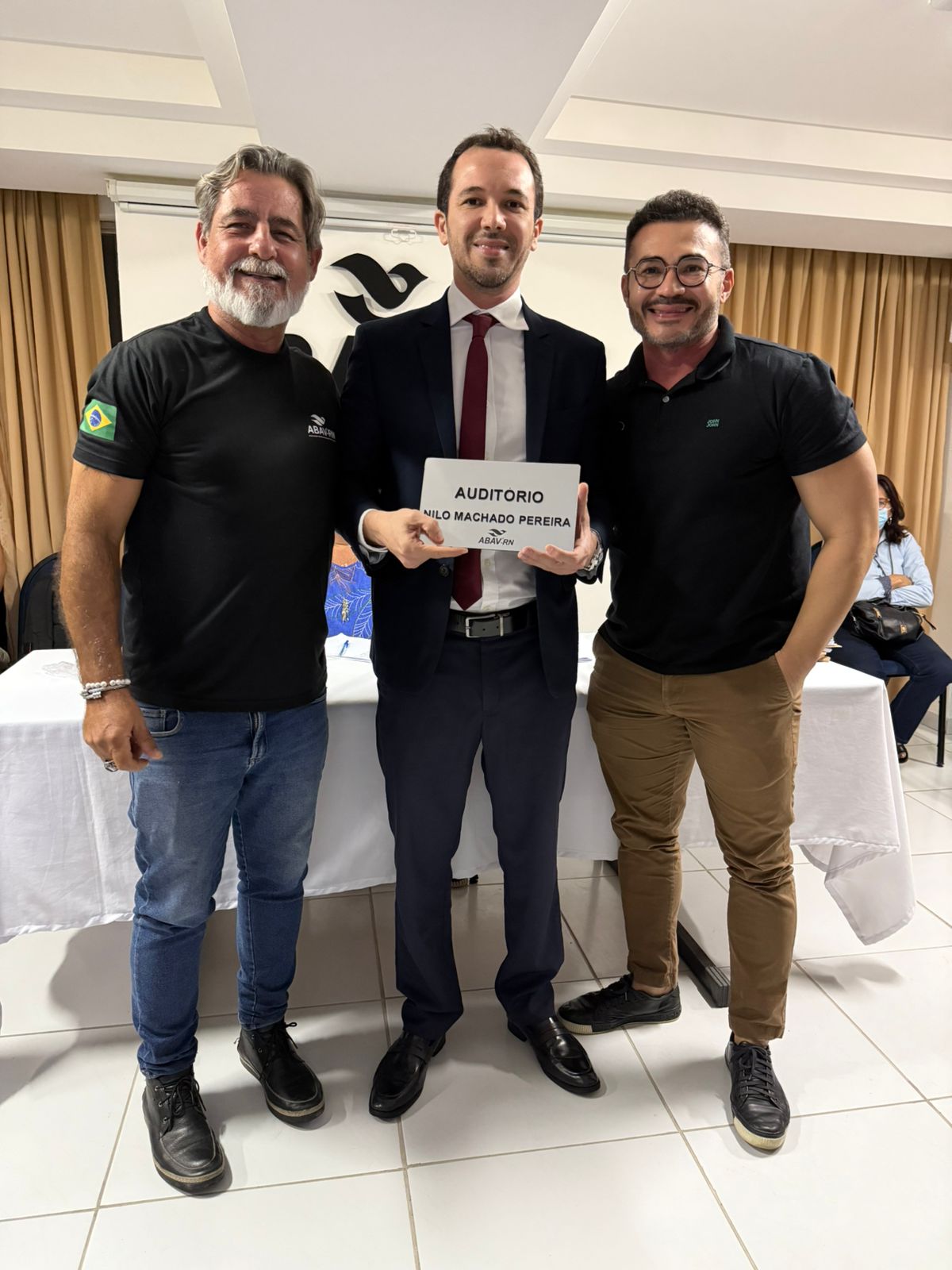 ABAV-RN realiza reunião marcante com homenagens, despedida e anúncio de candidatura à reeleição