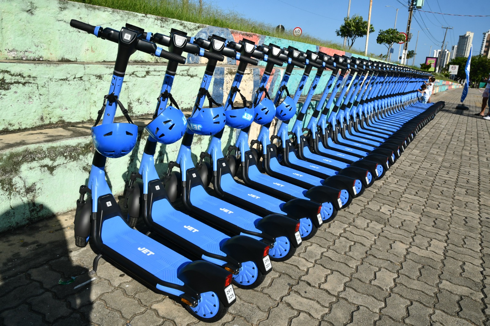 Uso de patinetes requer bom uso e cuidados no trânsito, alerta STTU