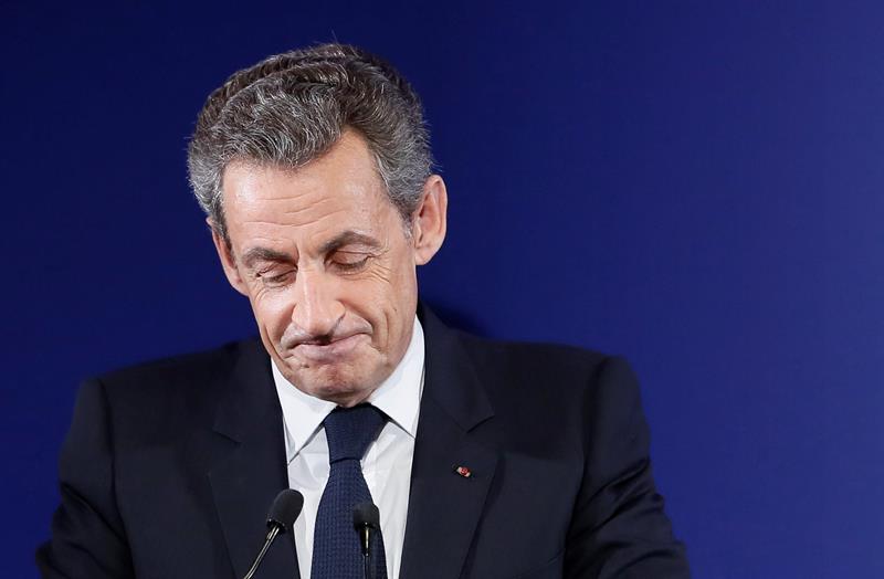 França: Ex-presidente Sarkozy é condenado a 5 anos de prisão