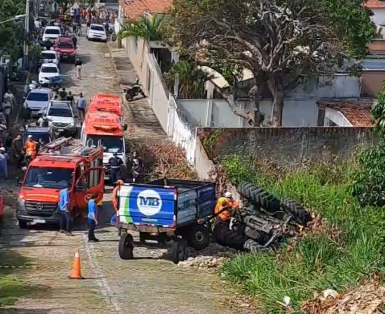 Trabalhador morre após trator capotar em Pirangi