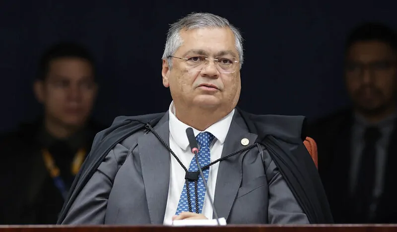 Dino vota pela condenação de Bolsonaro e outros sete réus por tentativa de golpe de Estado