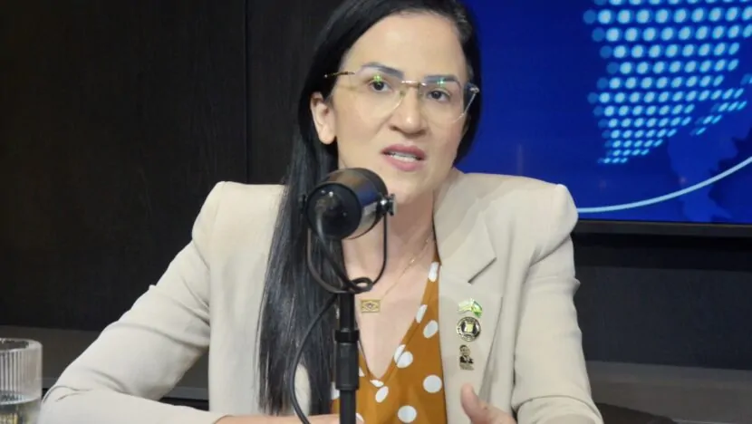 “Seria imbatível”, diz Camila Araújo sobre possível chapa Tarcísio presidente e Rogério vice