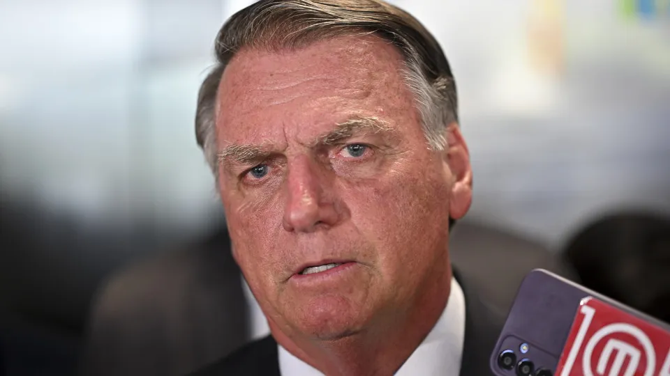 Julgamento de Bolsonaro no STF projeta embate sobre delação, penas e sobreposição de crimes