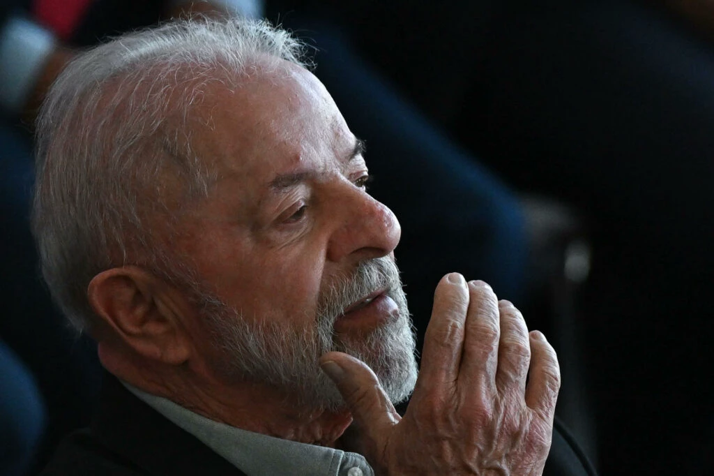 Lula: “Eleição é daqui 18 meses e já tem gente prometendo indulto”