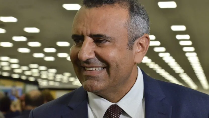 Dívidas antigas sufocam prefeituras do RN, alerta presidente da Femurn