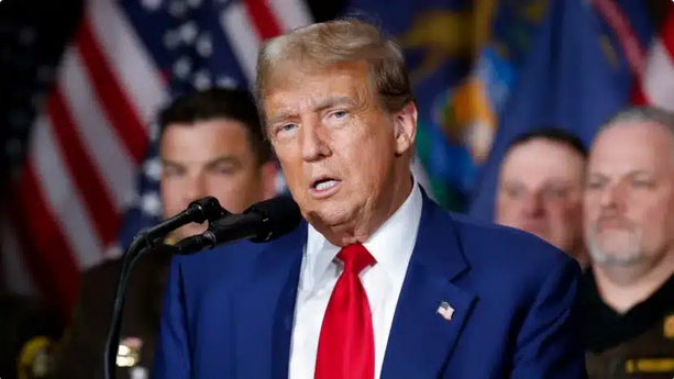 Trump se diz insatisfeito com condenação de Bolsonaro e cita possível impacto nas relações com Brasil