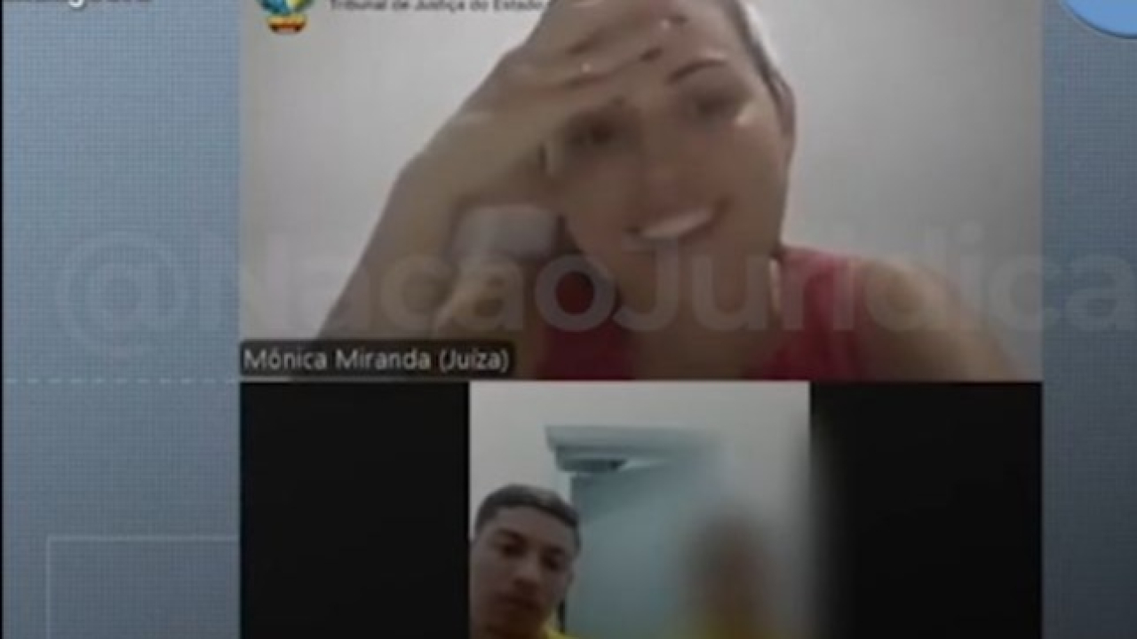 Juíza dá risada ao encontrar preso em audiência de custódia e brinca: 'Você aqui de novo?'