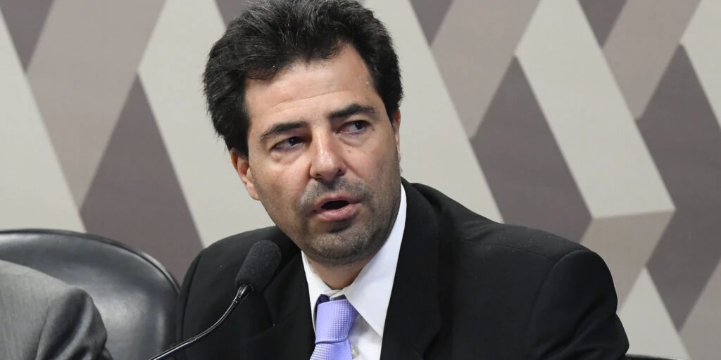 Ex-ministro compara Moraes a Frankenstein: “Fora de controle”