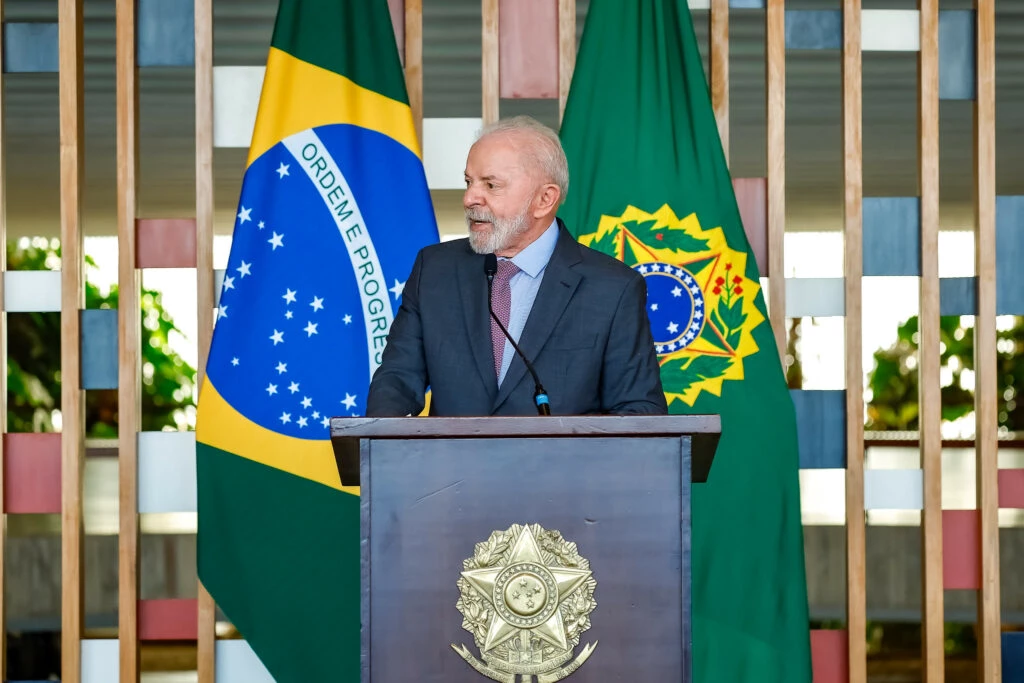 Em 1ª nota sobre RJ, Lula não se solidariza com morte de policiais