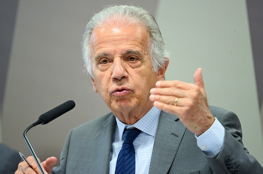 Defesa alerta: Forças Armadas só têm munição para 30 dias