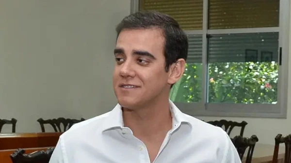 Ex-deputado é preso acusado de estuprar a própria filha de 2 anos
