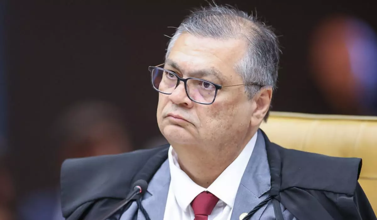 ‘Meu peito dói’: Flávio Dino ganha R$ 1,2 milhão de indenização pela morte do filho