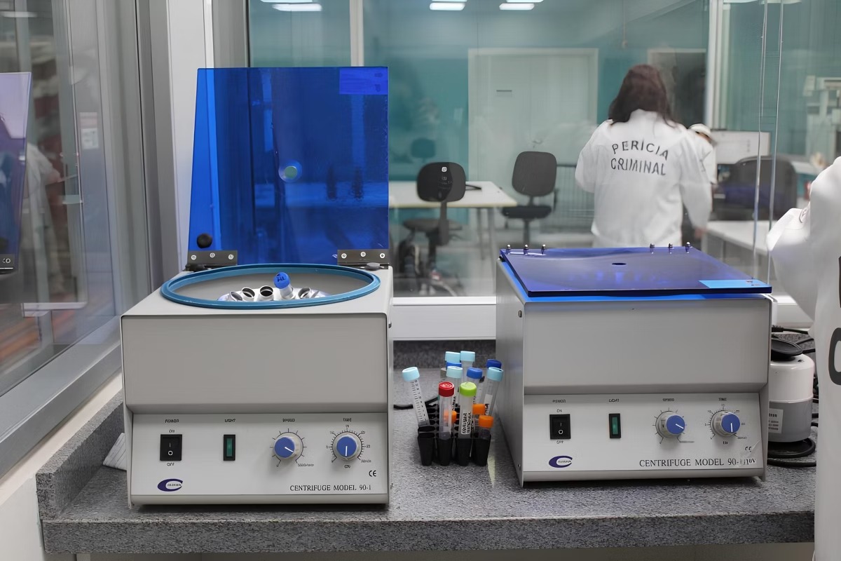Crise do metanol: Governo federal oferece tecnologia aos estados para identificar origem do produto