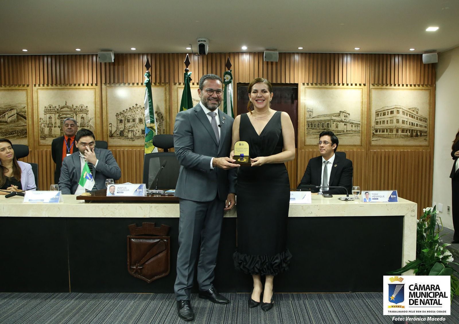 Sessão solene proposta por Irapoã homenageia quem atua na defesa da pessoa idosa